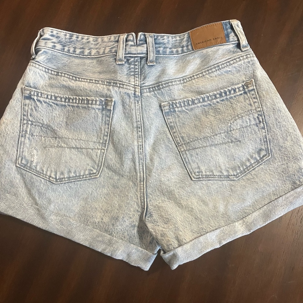 American Eagle Light Wash Denim Shorts